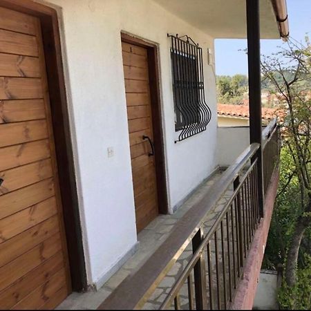 Sarizas Apartments Szíviri Kültér fotó