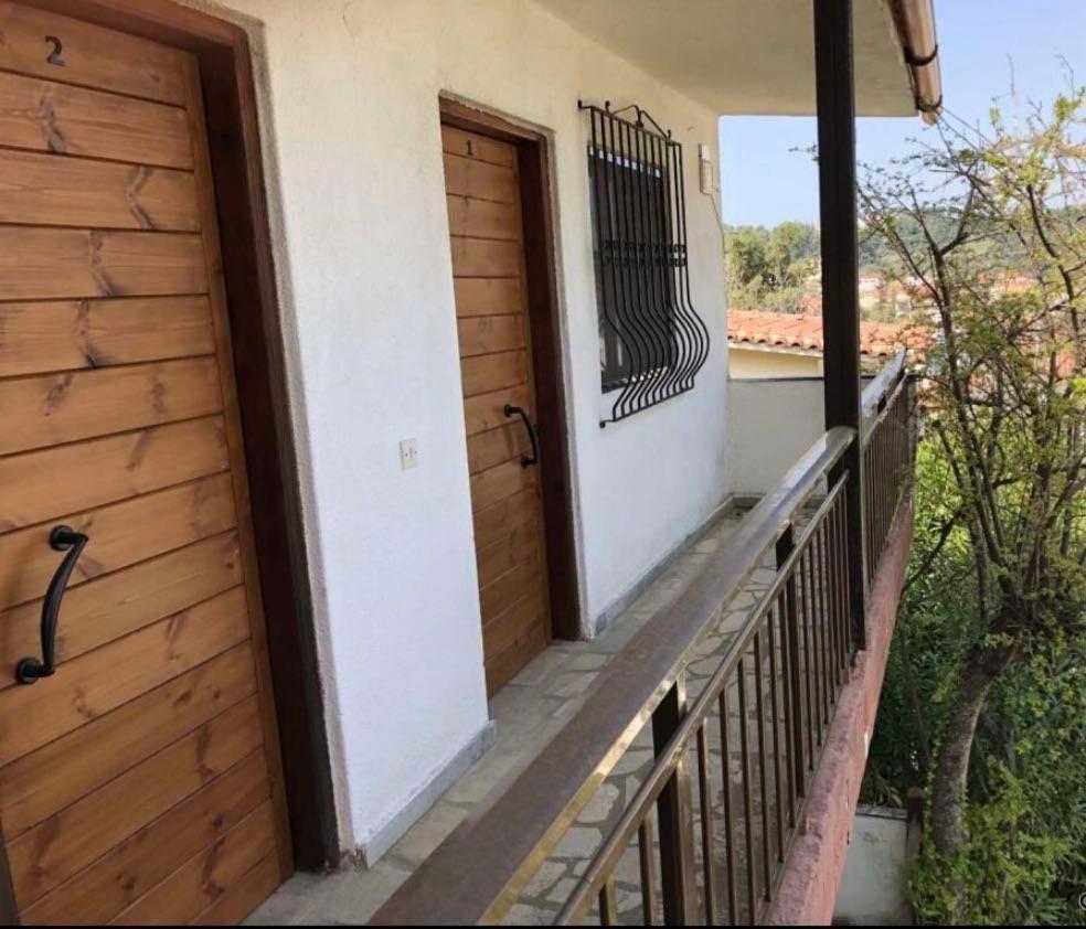 Sarizas Apartments Szíviri Kültér fotó